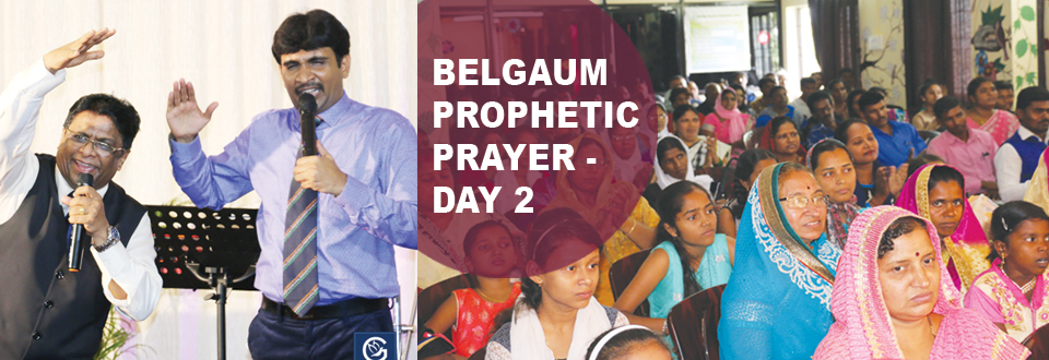 Hundreds Flocked into the Day 2 Blessing Prophetic Prayer held in Belgaum by Grace Ministry. People from all walks of life, immaterial of caste, creed, and religion to listen to the Word of God.